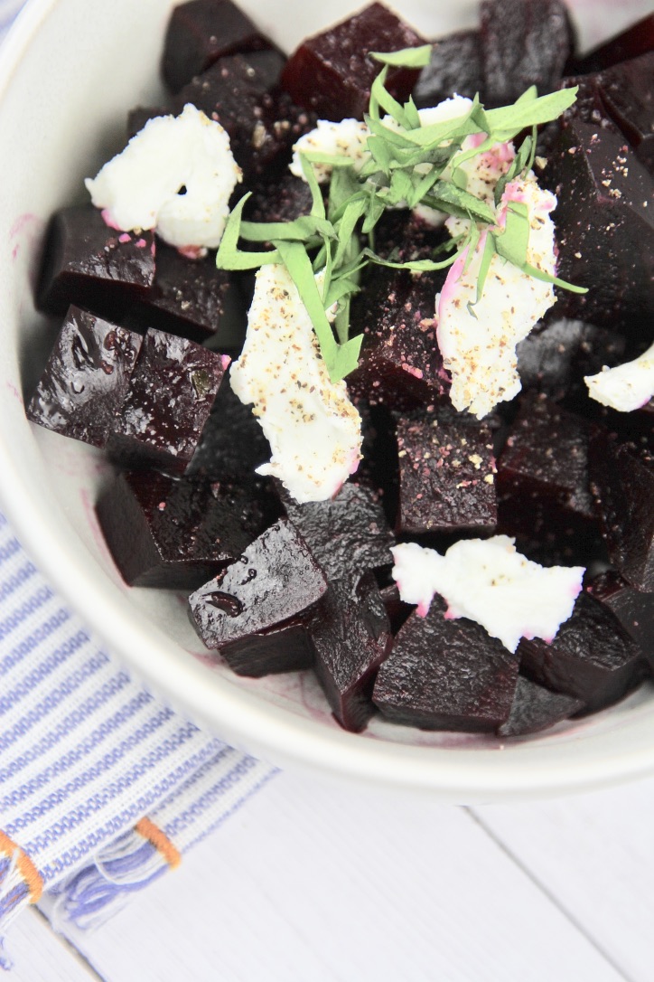 roasted beet and goat cheese salad - main (c)thejoyofeatingwell