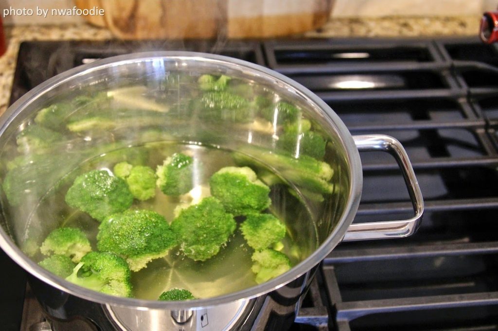 how to blanch vegetables - boil (c) nwafoodie