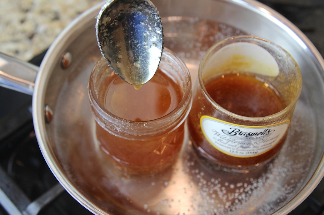 How to de-crystallize honey - on stove (c)nwafoodie