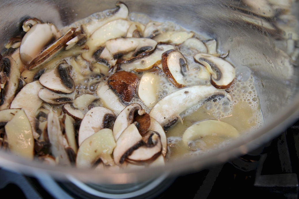 5 ingredient mushroom soup - stir mushroom (c)nwafoodie