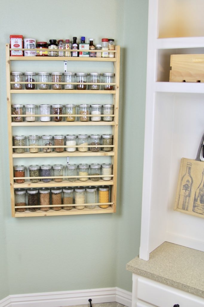 pantry inspiration - Beth Stephens - spice rack (c)thejoyofeatingwell
