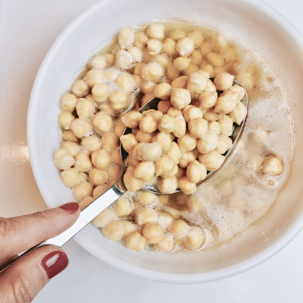 how-to-make-hummus-from-scratch-soaked-chickpeas-cthejoyofeatingwell