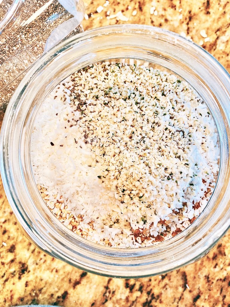 Healthy-overnight-oats-recipe-ingredients-overhead-cthejoyofeatingwell