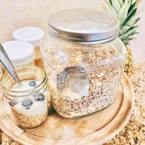 Healthy-overnight-oats-recipe-prepped-and-ready-cthejoyofeatingwell