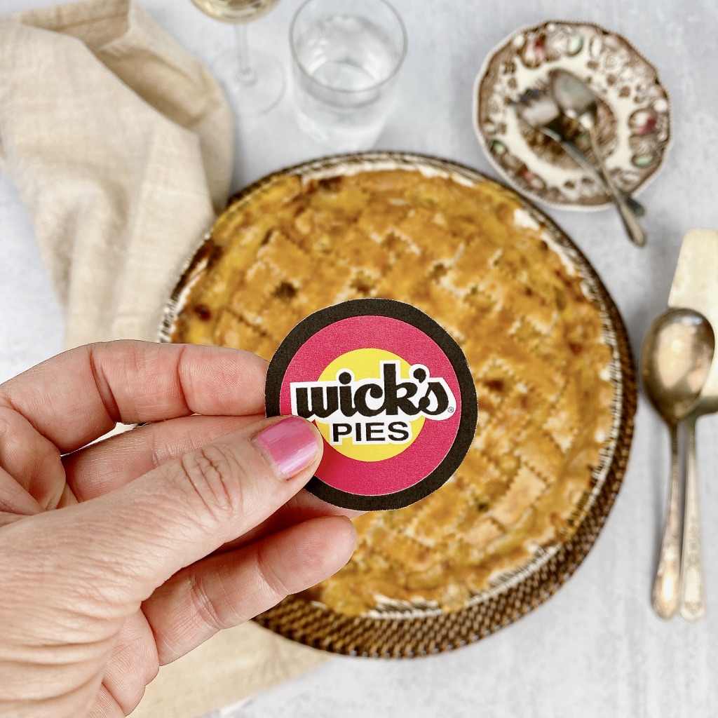Thanksgiving-Inspired-Pot-Pie-Wicks-Pie-logo-csimplejoyfulfood